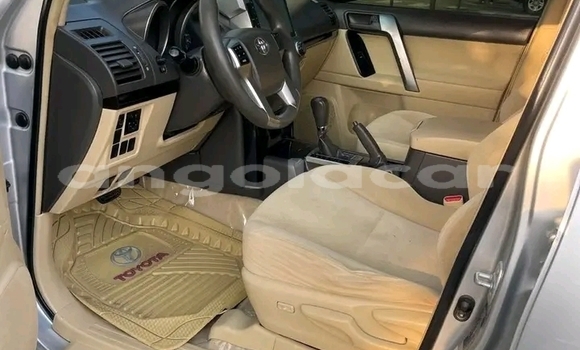 Buy Used Toyota Land Cruiser Prado White Car in Luanda in Luanda Province Buy Used Toyota Land Cruiser Prado White Car in Luanda in Luanda Province