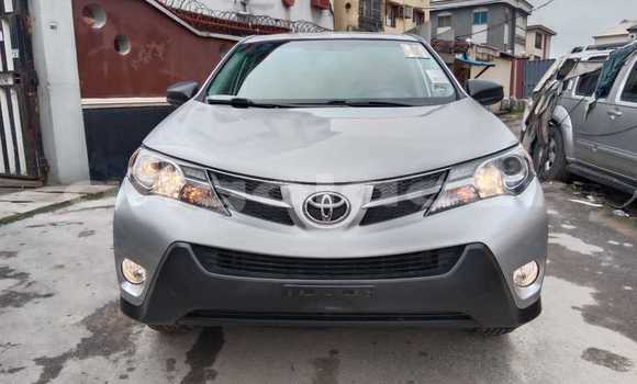 Acheter Occasion Voiture Toyota RAV4 Autre à Luanda, Province de Luanda Acheter Occasion Voiture Toyota RAV4 Autre à Luanda, Province de Luanda
