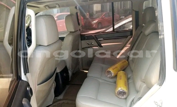 Buy Used Mitsubishi Pajero White Car in Luena in Moxico Buy Used Mitsubishi Pajero White Car in Luena in Moxico