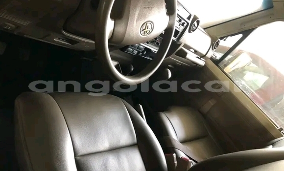 Buy Used Toyota Land Cruiser White Car in Luena in Moxico Buy Used Toyota Land Cruiser White Car in Luena in Moxico