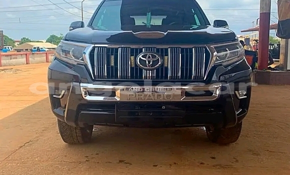 Acheter Occasion Voiture Toyota Land Cruiser Prado Noir à Luanda, Province de Luanda Acheter Occasion Voiture Toyota Land Cruiser Prado Noir à Luanda, Province de Luanda