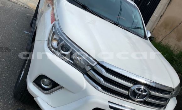 Comprar Usado Toyota Hilux Branco Carro em Benguela em Benguela Comprar Usado Toyota Hilux Branco Carro em Benguela em Benguela