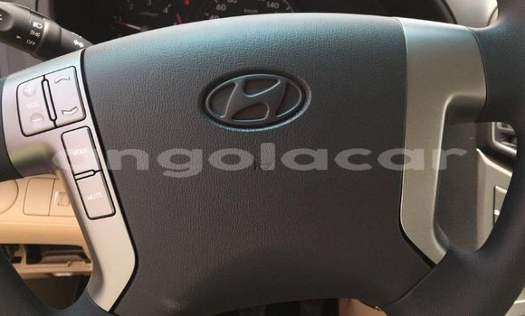 Comprar Importar Hyundai Accent Branco Carro em Import - Dubai em Bengo Province Comprar Importar Hyundai Accent Branco Carro em Import - Dubai em Bengo Province