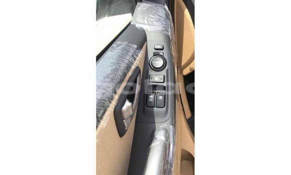 Comprar Importar Hyundai Accent Branco Carro em Import - Dubai em Bengo Province Comprar Importar Hyundai Accent Branco Carro em Import - Dubai em Bengo Province