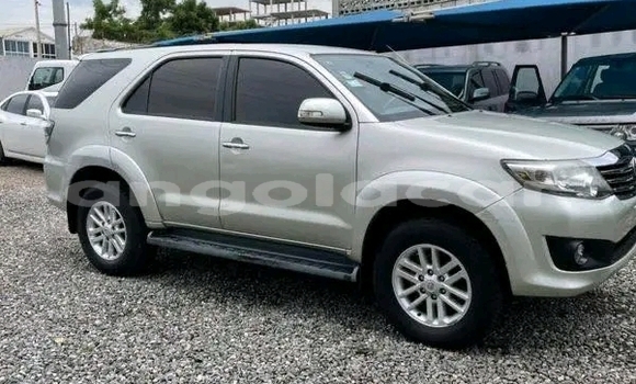 Comprar Usado Toyota Fortuner Outro Carro em Luanda em Luanda Province Comprar Usado Toyota Fortuner Outro Carro em Luanda em Luanda Province