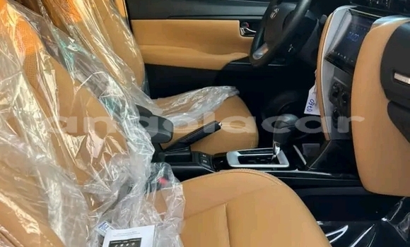 Comprar Usado Toyota Fortuner Branco Carro em Luanda em Luanda Province Comprar Usado Toyota Fortuner Branco Carro em Luanda em Luanda Province