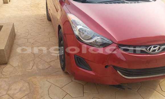 Acheter Occasion Voiture Hyundai Elantra Rouge à Luanda, Province de Luanda