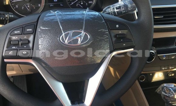 Comprar Importar Hyundai Tucson Branco Carro em Import - Dubai em Bengo Province Comprar Importar Hyundai Tucson Branco Carro em Import - Dubai em Bengo Province