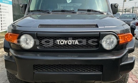 Buy Used Toyota FJ Cruiser Other Car in Luanda in Luanda Province