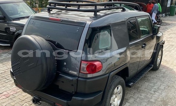 Acheter Occasion Voiture Toyota FJ Cruiser Autre à Luanda, Province de Luanda Acheter Occasion Voiture Toyota FJ Cruiser Autre à Luanda, Province de Luanda