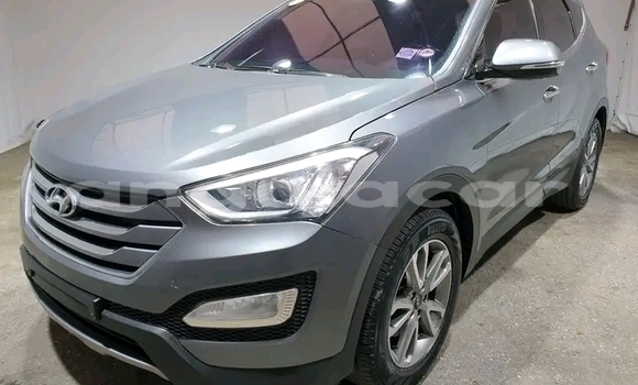 Acheter Occasion Voiture Hyundai Santa Fe Gris à Luanda, Province de Luanda Acheter Occasion Voiture Hyundai Santa Fe Gris à Luanda, Province de Luanda