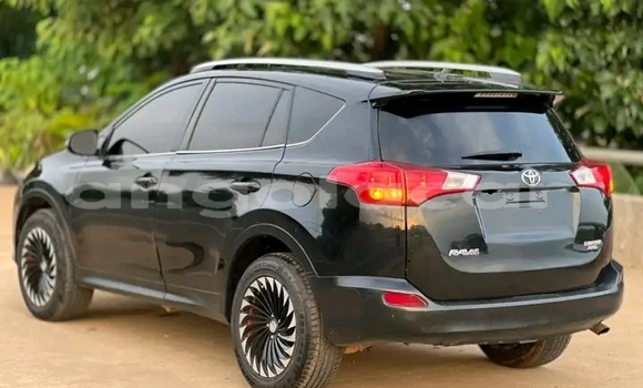 Comprar Usado Toyota RAV4 Preto Carro em Luanda em Luanda Province Comprar Usado Toyota RAV4 Preto Carro em Luanda em Luanda Province