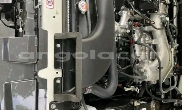 Comprar Usado Mitsubishi Pajero Branco Carro em Luanda em Luanda Province Comprar Usado Mitsubishi Pajero Branco Carro em Luanda em Luanda Province