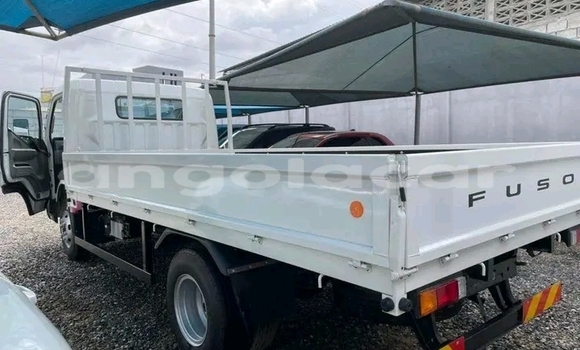 Buy Used Mitsubishi Debonair White Car in Luanda in Luanda Province Buy Used Mitsubishi Debonair White Car in Luanda in Luanda Province