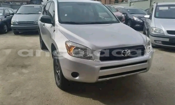 Acheter Occasion Voiture Toyota RAV4 Autre à Luanda, Province de Luanda Acheter Occasion Voiture Toyota RAV4 Autre à Luanda, Province de Luanda