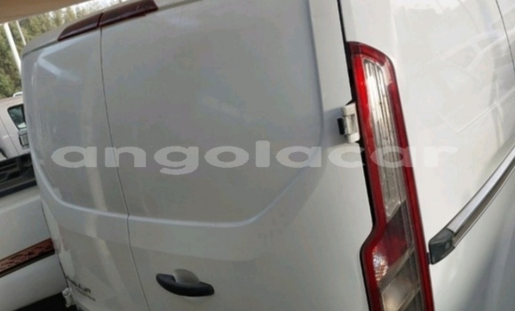 Acheter Occasion Voiture Ford Explorer Sport Trac Blanc à Luanda, Province de Luanda Acheter Occasion Voiture Ford Explorer Sport Trac Blanc à Luanda, Province de Luanda