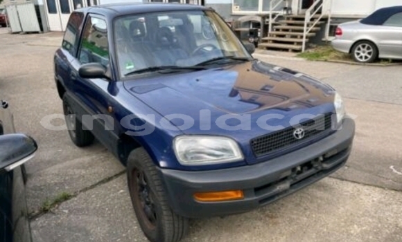 Comprar Usado Toyota RAV4 Azul Carro em Luanda em Luanda Province Comprar Usado Toyota RAV4 Azul Carro em Luanda em Luanda Province