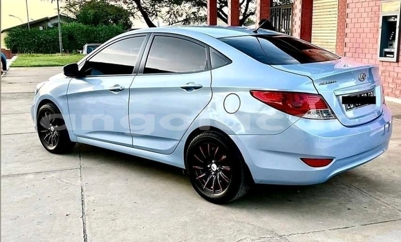 Comprar Usado Hyundai Accent Azul Carro em Luanda em Luanda Province Comprar Usado Hyundai Accent Azul Carro em Luanda em Luanda Province