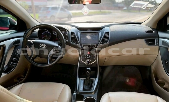 Acheter Occasion Voiture Hyundai Elantra Rouge à Luanda, Province de Luanda Acheter Occasion Voiture Hyundai Elantra Rouge à Luanda, Province de Luanda