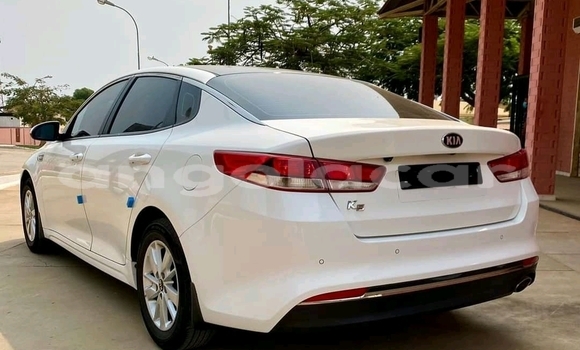 Acheter Occasion Voiture Kia K7 Blanc à Luanda, Province de Luanda Acheter Occasion Voiture Kia K7 Blanc à Luanda, Province de Luanda