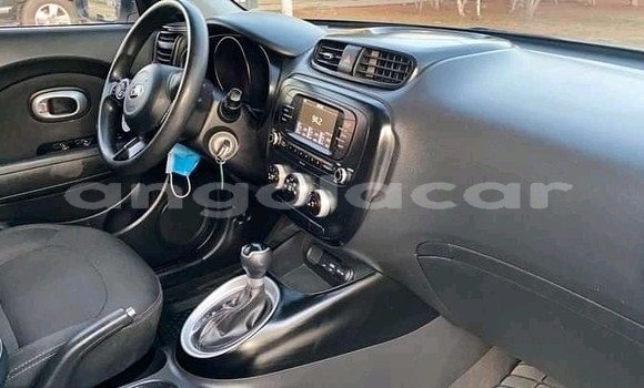 Comprar Usado Kia Sportage Branco Carro em Luanda em Luanda Province Comprar Usado Kia Sportage Branco Carro em Luanda em Luanda Province