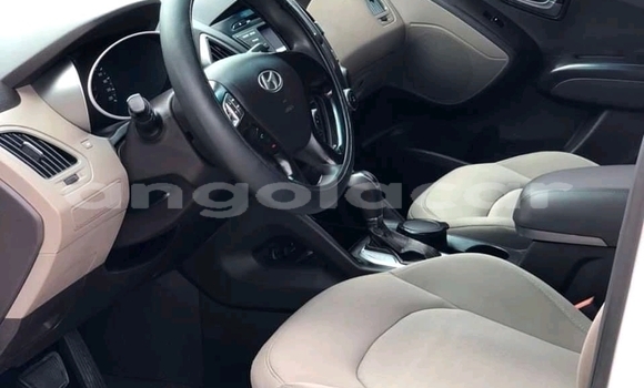 Buy Used Hyundai Tucson White Car in Luena in Moxico Buy Used Hyundai Tucson White Car in Luena in Moxico