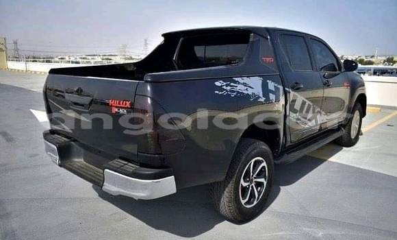 Acheter Occasion Voiture Toyota Hiluxe Revo Noir à Luena, Moxico Acheter Occasion Voiture Toyota Hiluxe Revo Noir à Luena, Moxico