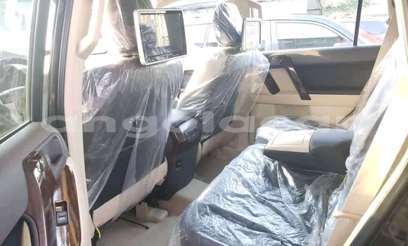 Acheter Occasion Voiture Toyota Land Cruiser Blanc à Luena, Moxico Acheter Occasion Voiture Toyota Land Cruiser Blanc à Luena, Moxico