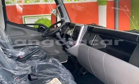 Buy Used Mitsubishi Attrage White Car in Luanda in Luanda Province Buy Used Mitsubishi Attrage White Car in Luanda in Luanda Province