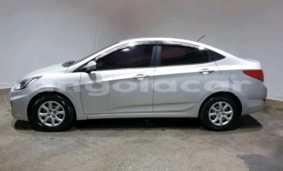 Buy Used Hyundai Accent Silver Car in Luanda in Luanda Province Buy Used Hyundai Accent Silver Car in Luanda in Luanda Province