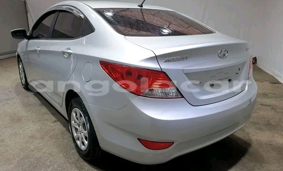 Buy Used Hyundai Accent Silver Car in Luanda in Luanda Province Buy Used Hyundai Accent Silver Car in Luanda in Luanda Province