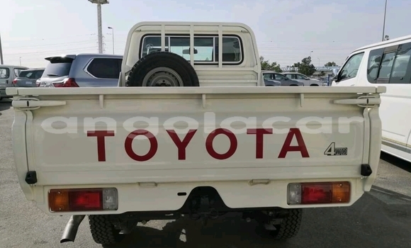 Acheter Occasion Voiture Toyota Pickup Blanc à Benguela, Benguela Acheter Occasion Voiture Toyota Pickup Blanc à Benguela, Benguela