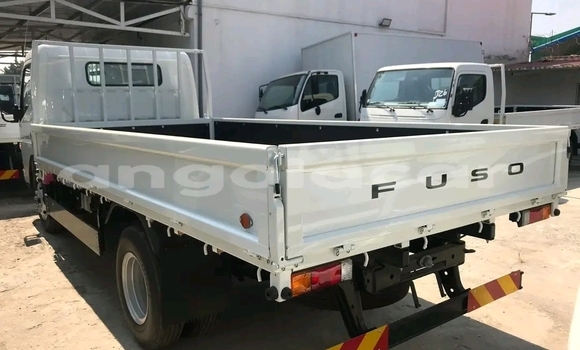 Buy Used Mitsubishi Lancer Cargo White Car in Luanda in Luanda Province Buy Used Mitsubishi Lancer Cargo White Car in Luanda in Luanda Province