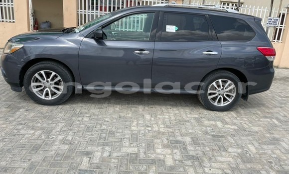 Buy Used Nissan Pathfinder Black Car in Luanda in Luanda Province Buy Used Nissan Pathfinder Black Car in Luanda in Luanda Province