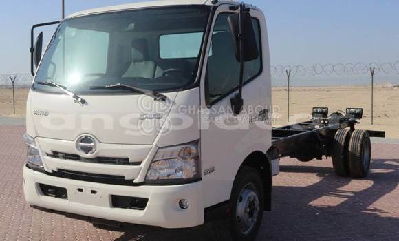 Acheter Neuf Utilitaire Hino 916 Blanc à Import - Dubai, Province de Bengo Acheter Neuf Utilitaire Hino 916 Blanc à Import - Dubai, Province de Bengo