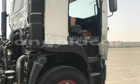 Acheter Neuf Utilitaire Hino SV Blanc à Import - Dubai, Province de Bengo Acheter Neuf Utilitaire Hino SV Blanc à Import - Dubai, Province de Bengo