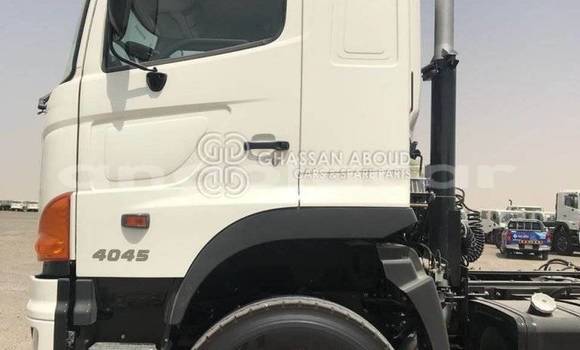 Acheter Neuf Utilitaire Hino SV Blanc à Import - Dubai, Province de Bengo Acheter Neuf Utilitaire Hino SV Blanc à Import - Dubai, Province de Bengo