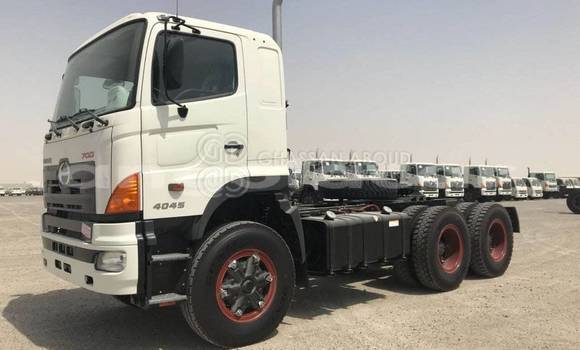 Acheter Neuf Utilitaire Hino SV Blanc à Import - Dubai, Province de Bengo Acheter Neuf Utilitaire Hino SV Blanc à Import - Dubai, Province de Bengo