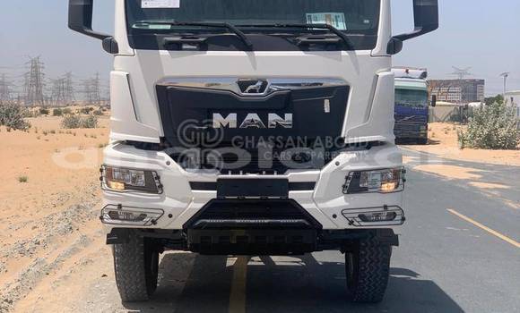 Medium with watermark man tgs bengo province import dubai 27337