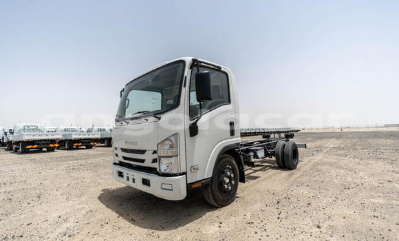 Acheter Neuf Utilitaire Isuzu NPR 85H Blanc à Import - Dubai, Province de Bengo Acheter Neuf Utilitaire Isuzu NPR 85H Blanc à Import - Dubai, Province de Bengo