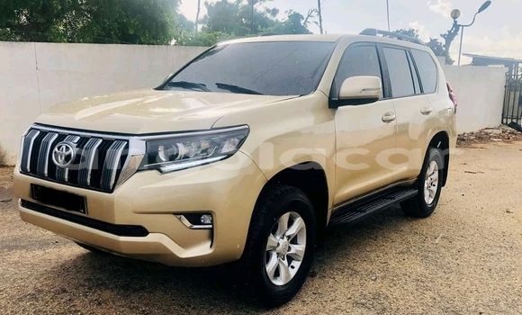 Acheter Occasion Voiture Toyota Prado Autre à Huambo, Huambo Acheter Occasion Voiture Toyota Prado Autre à Huambo, Huambo