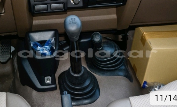 Acheter Occasion Voiture Toyota Pickup Blanc à Luanda, Province de Luanda Acheter Occasion Voiture Toyota Pickup Blanc à Luanda, Province de Luanda