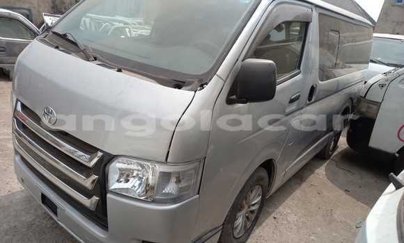Buy Used Toyota Hiace Other Car in Luanda in Luanda Province Buy Used Toyota Hiace Other Car in Luanda in Luanda Province