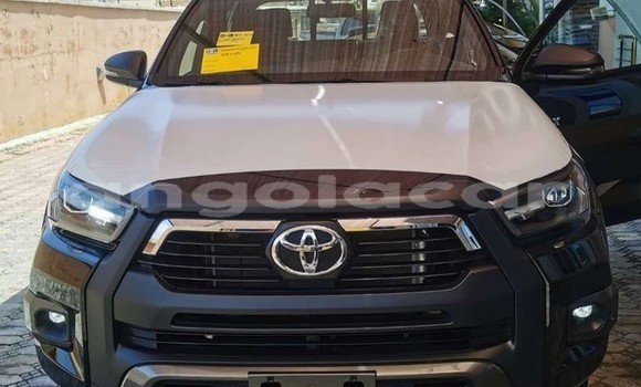 Comprar Usado Toyota Hilux Preto Carro em Luanda em Luanda Province Comprar Usado Toyota Hilux Preto Carro em Luanda em Luanda Province
