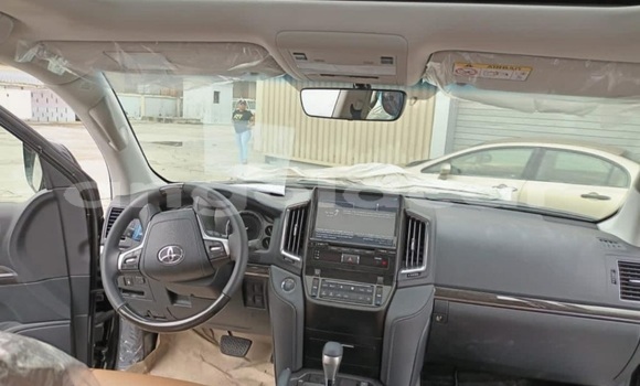 Buy Used Toyota Land Cruiser Black Car in Luanda in Luanda Province Buy Used Toyota Land Cruiser Black Car in Luanda in Luanda Province