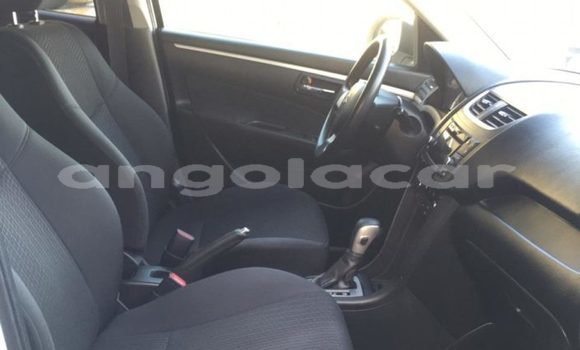 Acheter Occasion Voiture Suzuki Swift Blanc à Luanda, Province de Luanda Acheter Occasion Voiture Suzuki Swift Blanc à Luanda, Province de Luanda