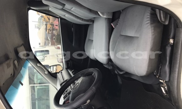 Acheter Occasion Voiture Toyota Hiace Blanc à Luanda, Province de Luanda Acheter Occasion Voiture Toyota Hiace Blanc à Luanda, Province de Luanda