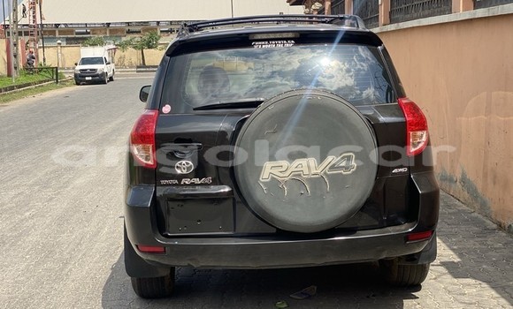 Comprar Usado Toyota RAV4 Outro Carro em Luanda em Luanda Province