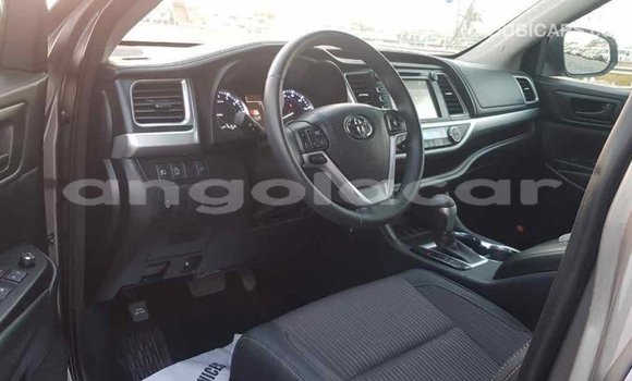 Comprar Importar Toyota Highlander Outro Carro em Import - Dubai em Bengo Province Comprar Importar Toyota Highlander Outro Carro em Import - Dubai em Bengo Province