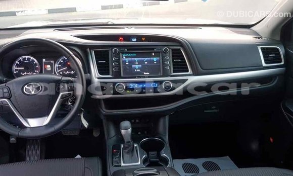 Comprar Importar Toyota Highlander Outro Carro em Import - Dubai em Bengo Province Comprar Importar Toyota Highlander Outro Carro em Import - Dubai em Bengo Province